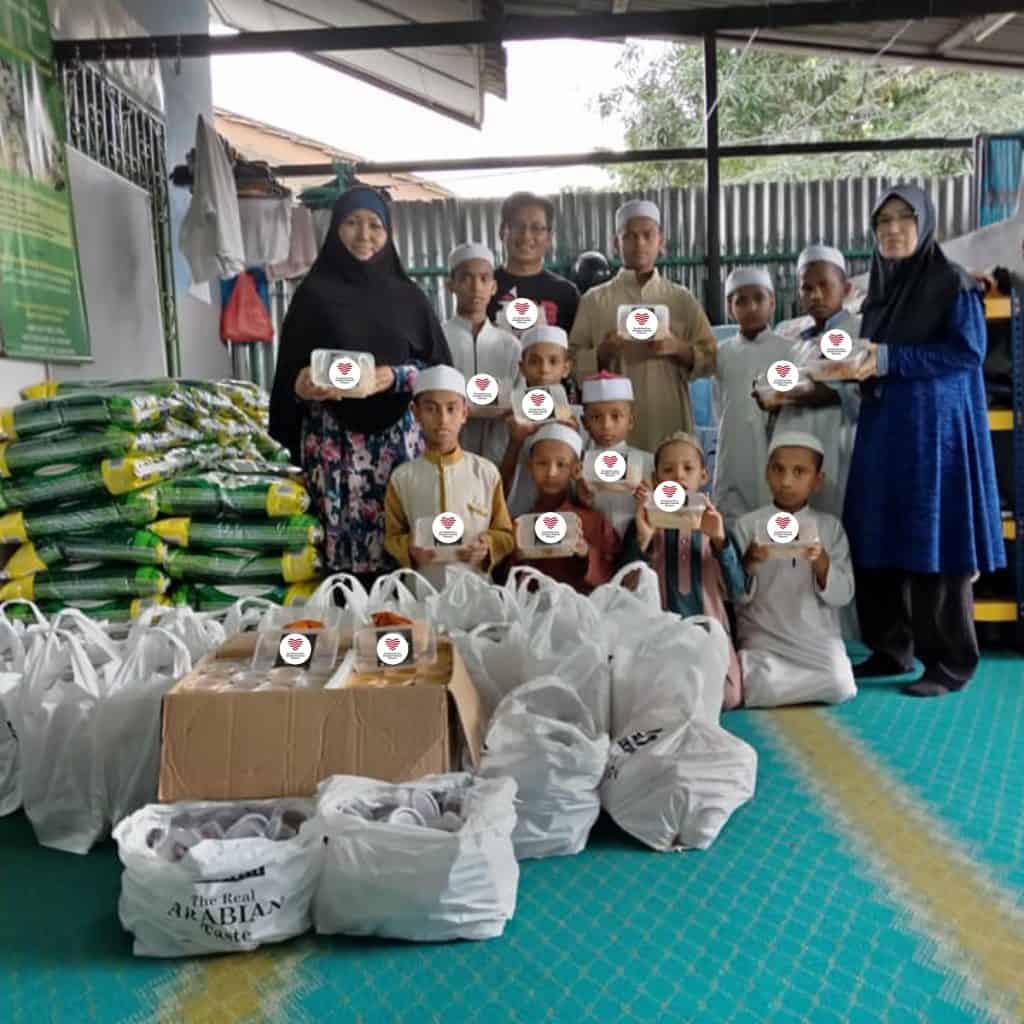 Misi Agihan Iftar Pek & Beras untuk Maahad Darul Hijrah Tahfizul Quran & Komuniti Rohingya di Jalan Ipoh, Kuala Lumpur (Projek Ramadhan-Raya 1440H)