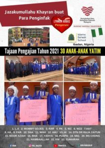 Read more about the article Penajaan Yuran Tahunan 30 Anak-Anak Yatim di Da’wah Islamic School Ibadan Nigeria