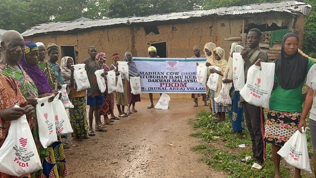 Program Agihan Daging Lembu di Ibadan Nigeria