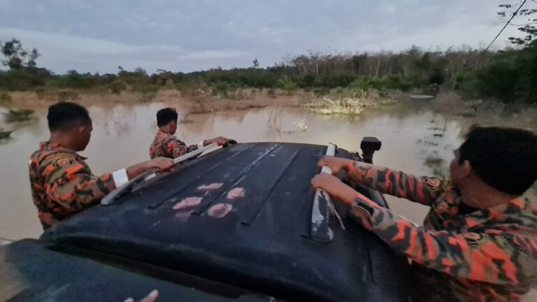 Misi Bantuan Banjir 2 H 1 M di Keratong (11)