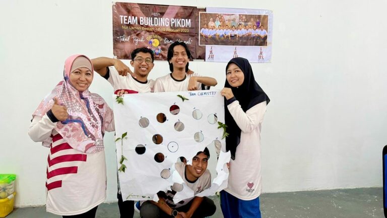 PIKDM Team Building 1 (40)