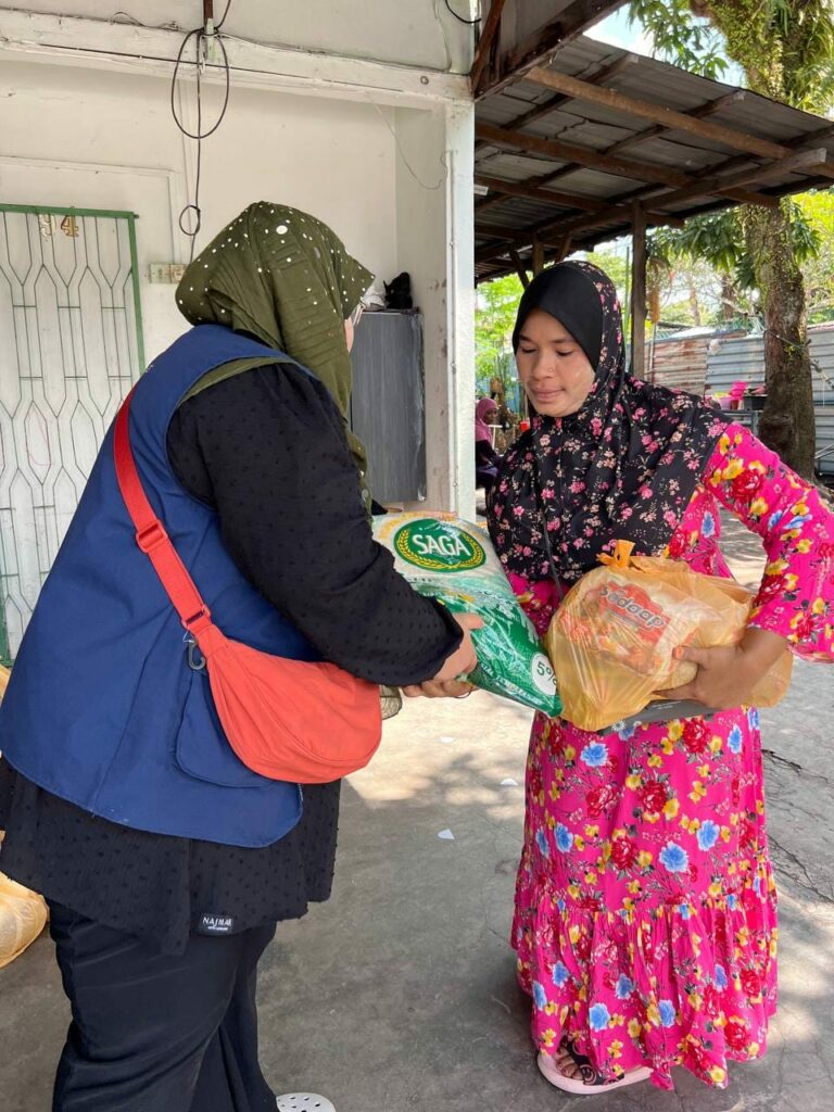 250 Dapur Pek Ramadan Kepada Kommuniti Rohingya Ampang (14)