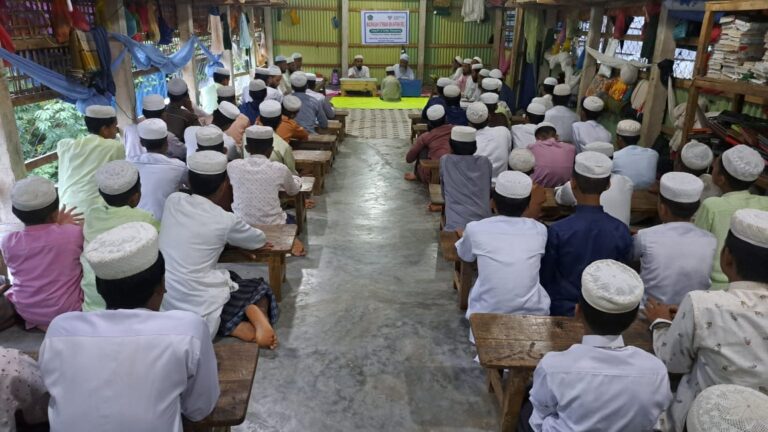 Madrasah Uthman bin Affan di Kem Kutupalong Cox's Bazar Bangladesh 4