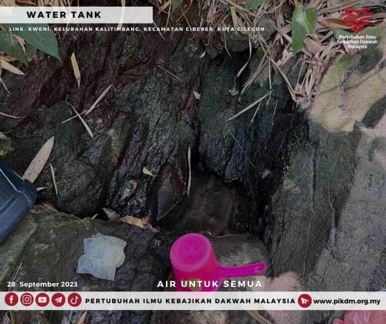 Sumbangan Air Bersih 1 Lori Tangki Watertank Untuk 100 Keluarga Di Chilegon Banten (2)