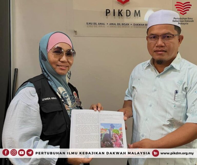 Menerima Kunjungan Mahabbah Ust Zahry Ismael Pengasas Sekolah Wedo Cambodia Bersama Ustaz Zainin (8)