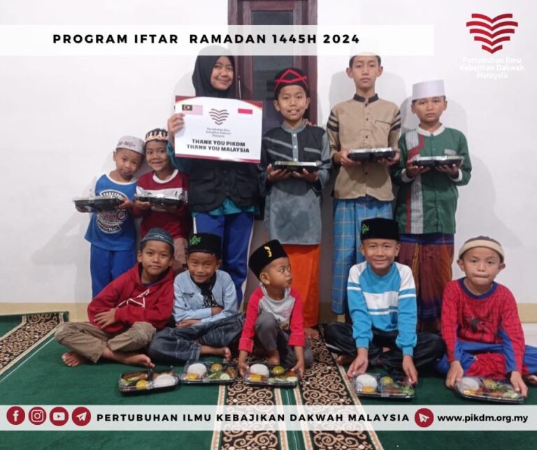 Program Iftar Ramadan Surau Al Hijrah Desa Nyalindung Cianjur Indonesia (10)