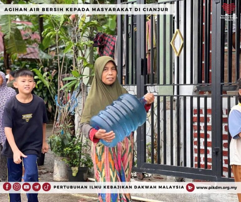 Laporan Program Agihan Air Bersih Water Tank Cugenang Cianjur Indonesia (20)