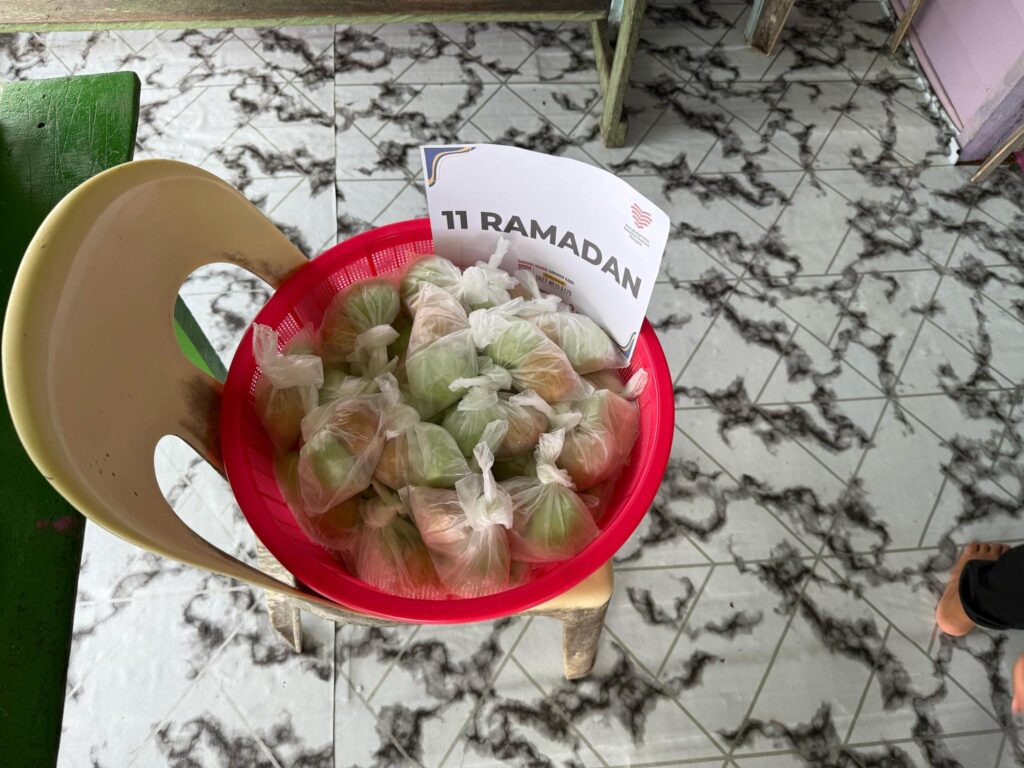 Laporan tajaan iftar pek di mads pulau jambongan sabah (18)