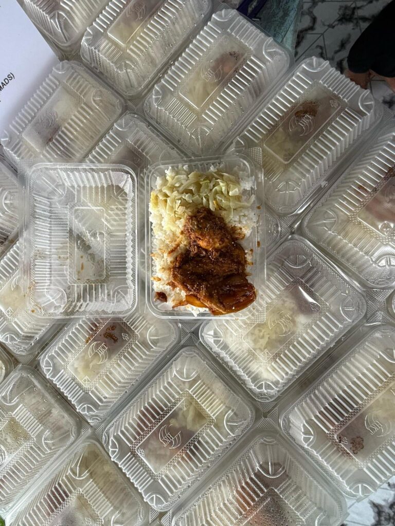 Laporan tajaan iftar pek di mads pulau jambongan sabah 2 (1)
