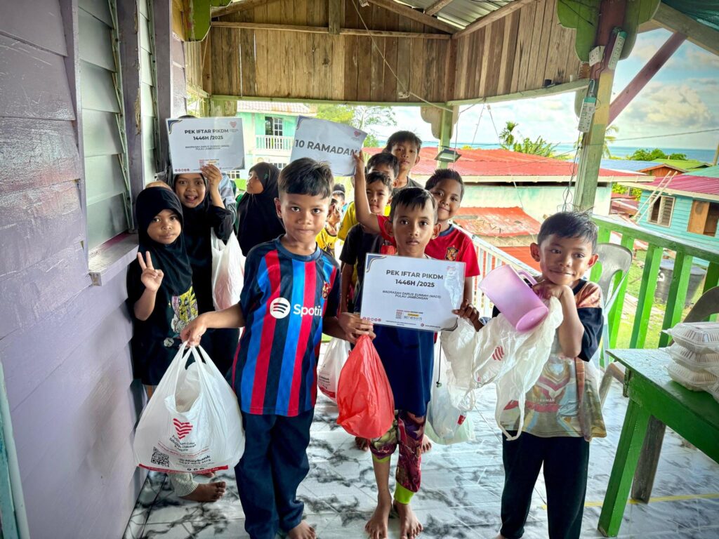 Laporan tajaan iftar pek di mads pulau jambongan sabah (21)