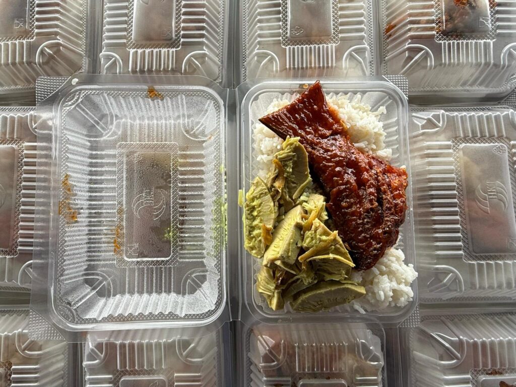 Laporan tajaan iftar pek di mads pulau jambongan sabah (27)