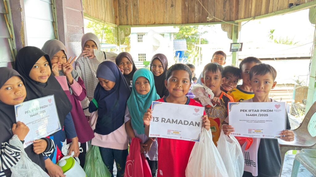 Laporan tajaan iftar pek di mads pulau jambongan sabah (9)