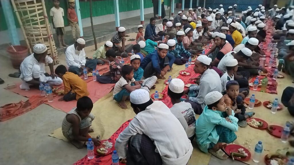 Laporan tajaan iftar & sahur ramadan 1446h kem pelarian rohingya coxs bazar bangladesh 2 (20)