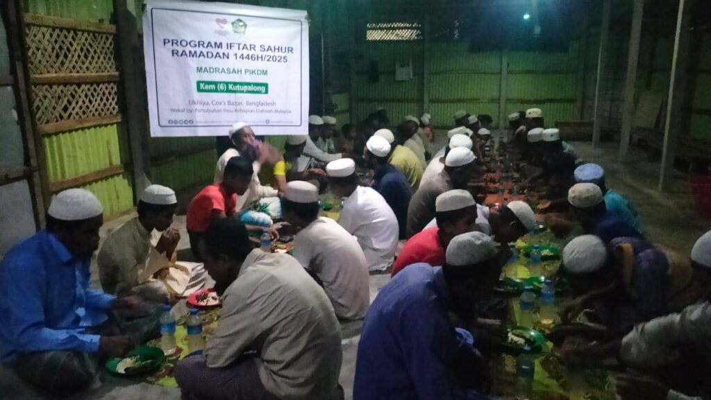 Laporan tajaan iftar & sahur ramadan 1446h kem pelarian rohingya coxs bazar bangladesh 2 (23)