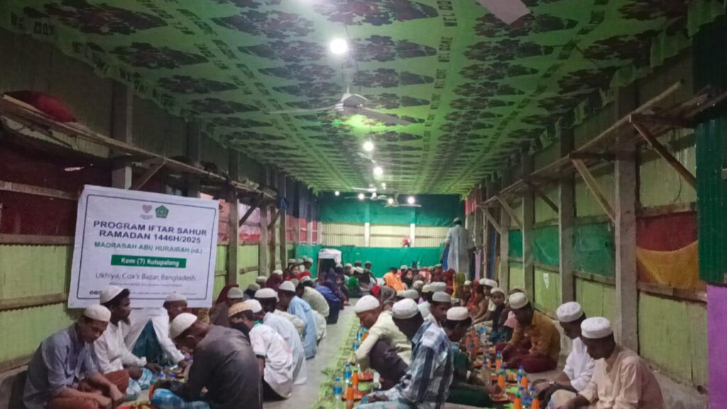 Laporan tajaan iftar & sahur ramadan 1446h kem pelarian rohingya coxs bazar bangladesh 2 (25)