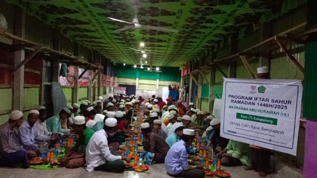 Laporan tajaan iftar & sahur ramadan 1446h kem pelarian rohingya coxs bazar bangladesh (4)