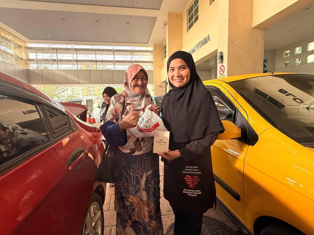 Laporan agihan bubur lambuk (19)