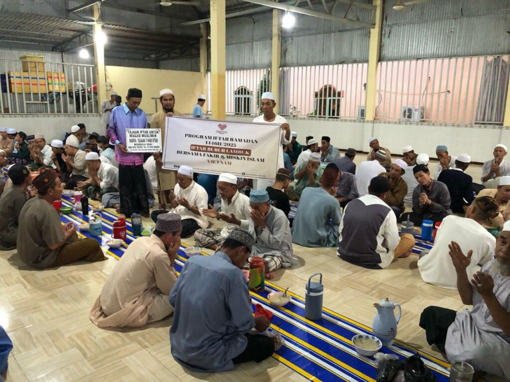 Laporan agihan iftar ramadan di vietnam (2)