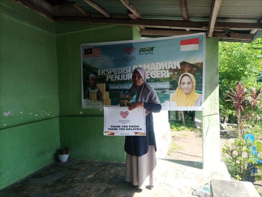 Laporan program ramadan pengagihan beras pikdm di pulau ende nusa tenggara timur indonesia (11)