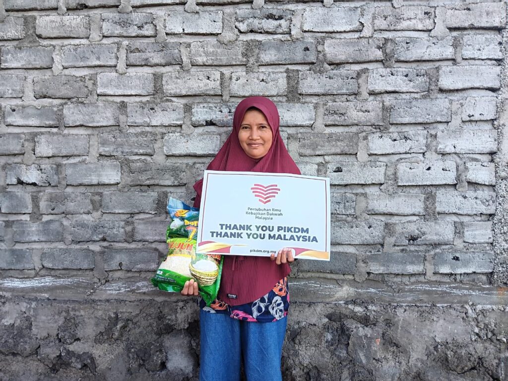 Laporan program ramadan pengagihan beras pikdm di pulau ende nusa tenggara timur indonesia (12)