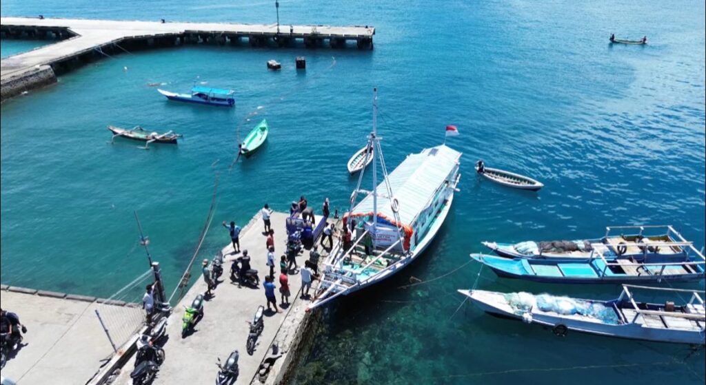 Laporan program ramadan pengagihan beras pikdm di pulau ende nusa tenggara timur indonesia (27)