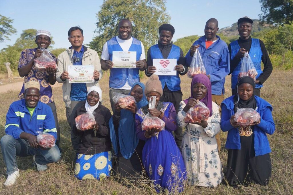 Laporan program korban sedekah daging kambing pikdm 1446h zimbabwe & tanzania (16)