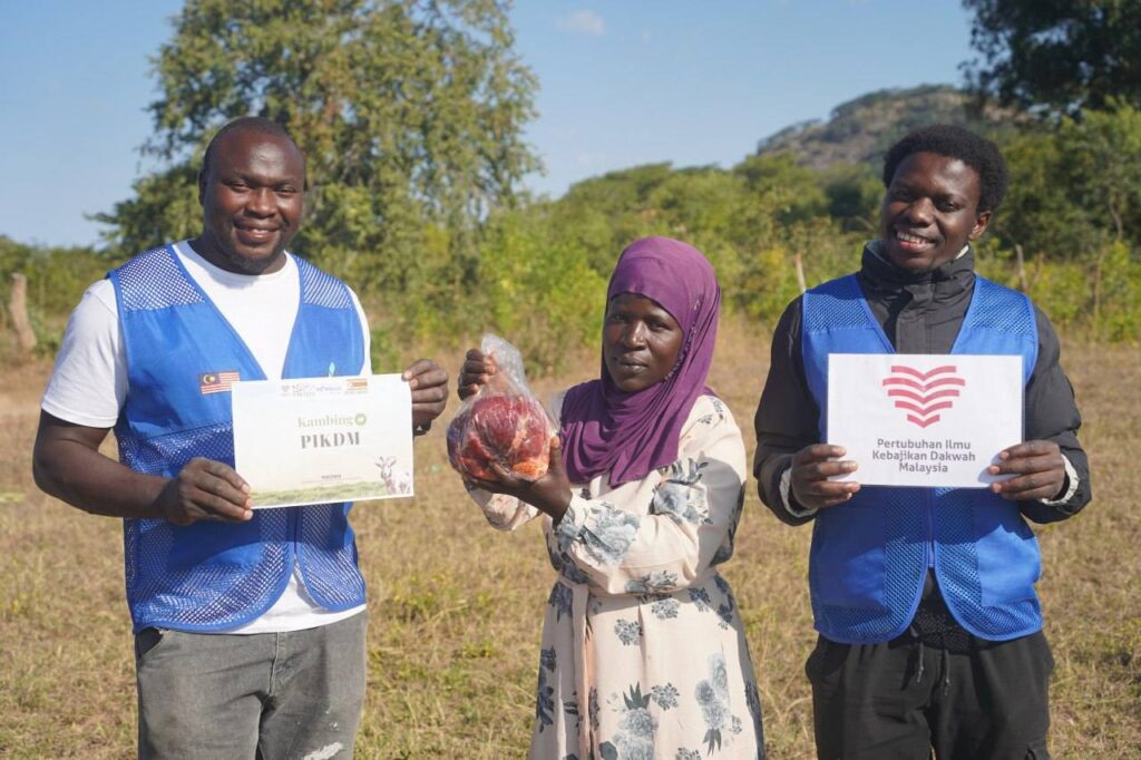 Laporan program korban sedekah daging kambing pikdm 1446h zimbabwe & tanzania (17)