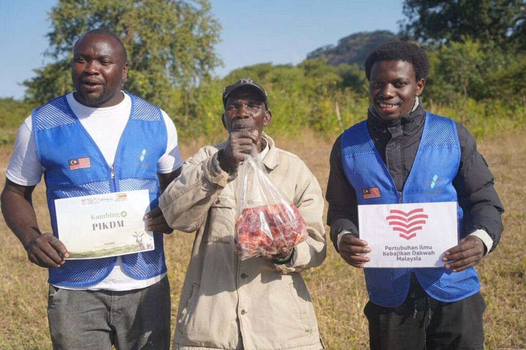 Laporan program korban sedekah daging kambing pikdm 1446h zimbabwe & tanzania (21)