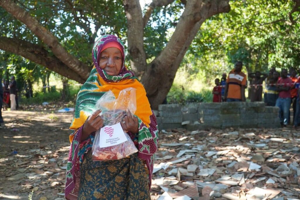 Laporan program korban sedekah daging kambing pikdm 1446h zimbabwe & tanzania (6)