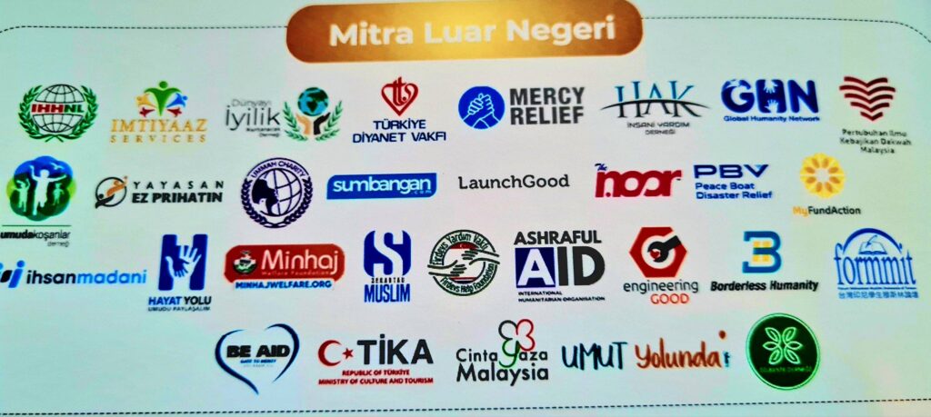 Kunjungan mahabbah tuan amin shodik ke pikdm (9)
