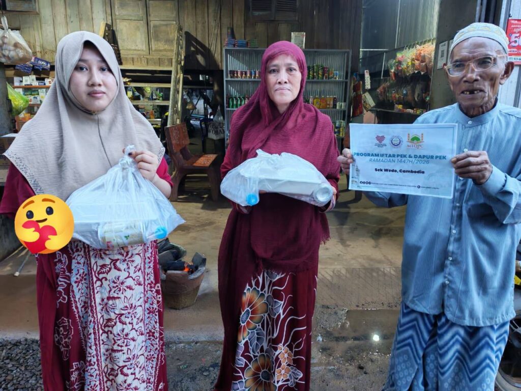 Agihan Iftar Pek Asnaf Komuniti Kg Phum Thmey Cambodia (65)