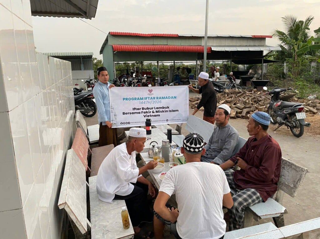 Laporan Tajaan Iftar Bubur Lambuk Vietnam (18)
