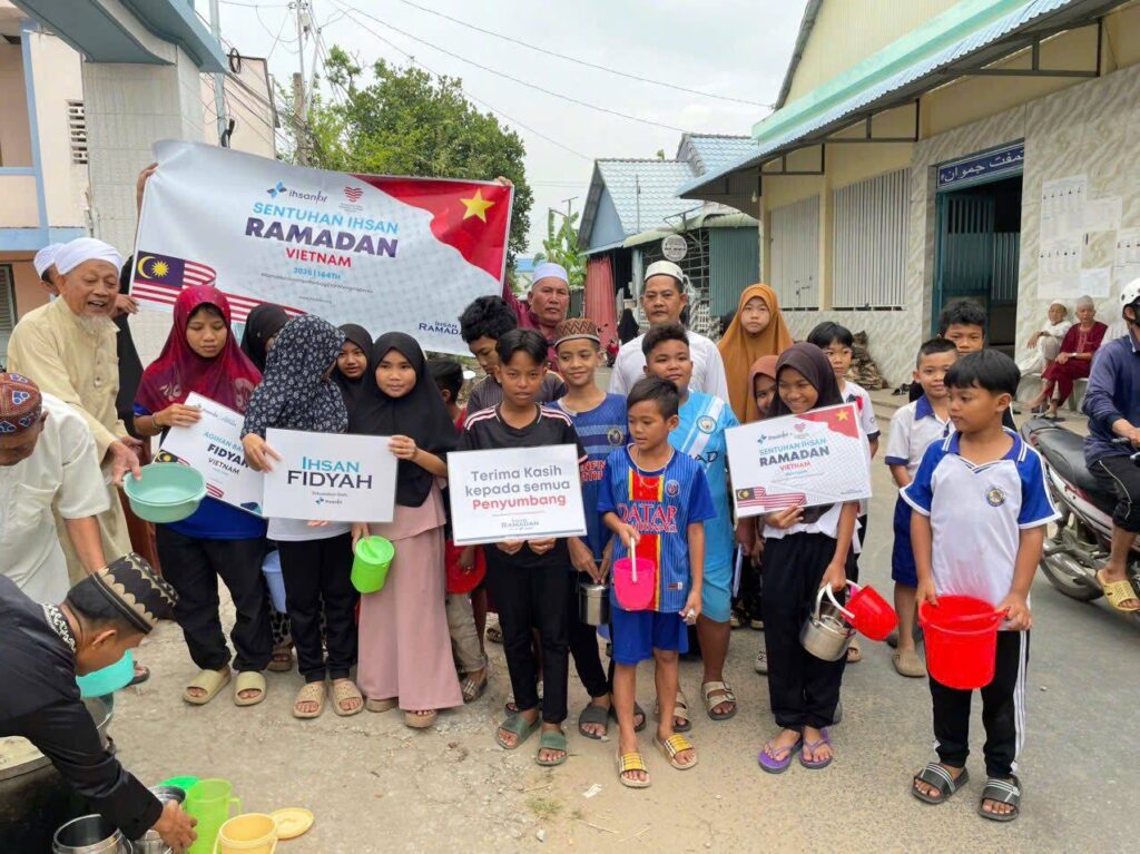 Laporan Tajaan Iftar Bubur Lambuk Vietnam (2)