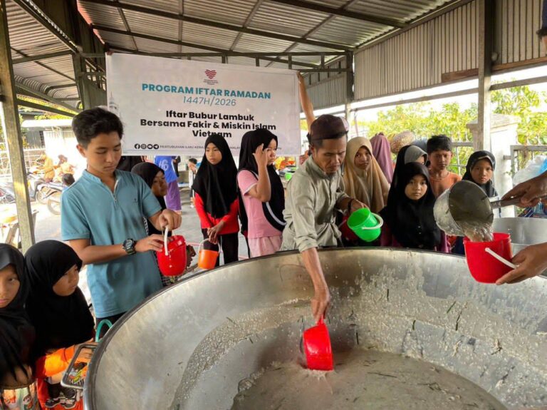 Laporan Tajaan Iftar Bubur Lambuk Vietnam (24)