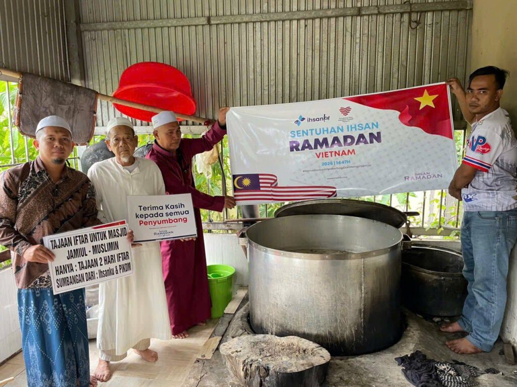 Laporan Tajaan Iftar Bubur Lambuk Vietnam (25)