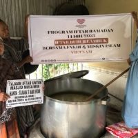 Laporan agihan iftar ramadan di vietnam (6)
